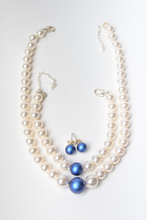 Load image into Gallery viewer, Swarovski Iridescent Dark Blue pearl jewellery set
