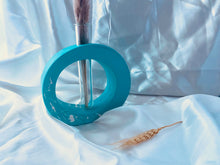 Load image into Gallery viewer, Round Teal Vase