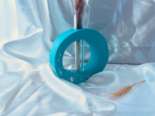 Load image into Gallery viewer, Round Teal Vase