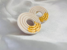 Load image into Gallery viewer, Sara