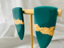 Load image into Gallery viewer, Jade