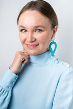 Load image into Gallery viewer, Tear drop earrings - Turquoise