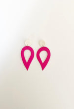 Load image into Gallery viewer, Tear drop earrings - Bright pink

